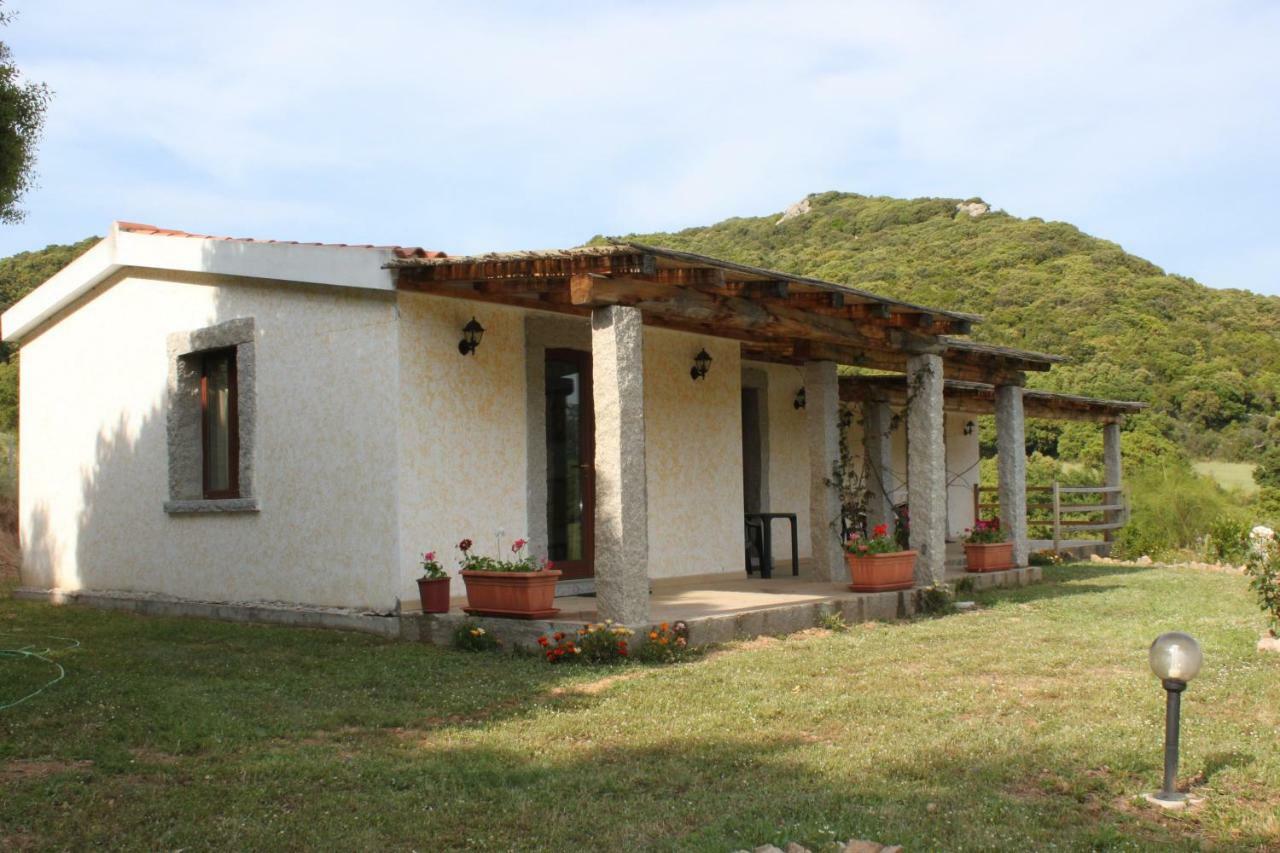 La Puntaccina Aglientu Exterior photo